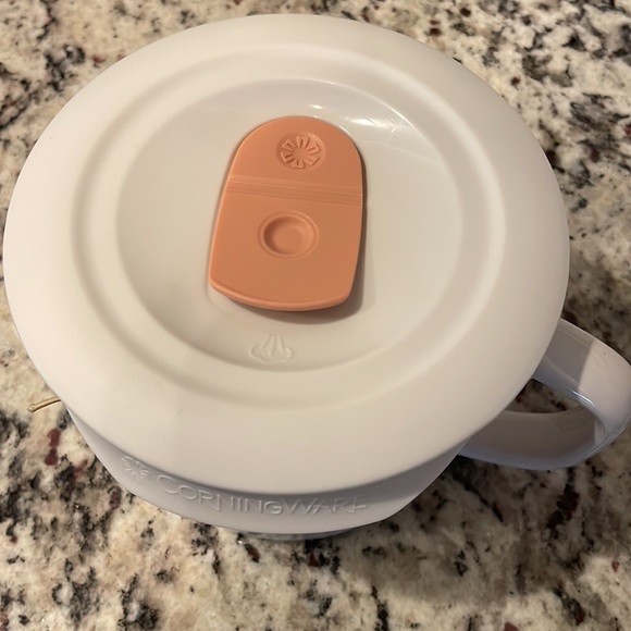 Disney Corningware Meal Mug — Minnie Mouse — 20 oz - Picture 3 of 6